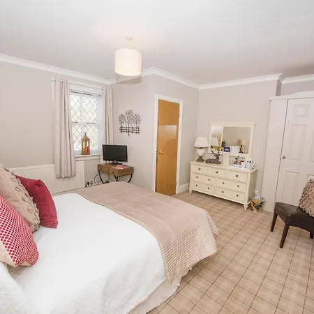 The Blue Bell Inn 4*